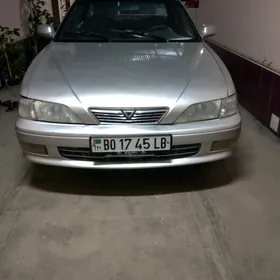 Toyota Camry 1995