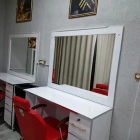 Salon arenda