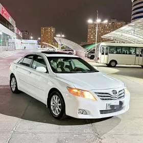 Toyota Camry 2010
