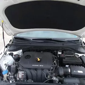 Hyundai Elantra 2017