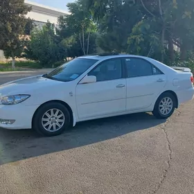 Toyota Camry 2005