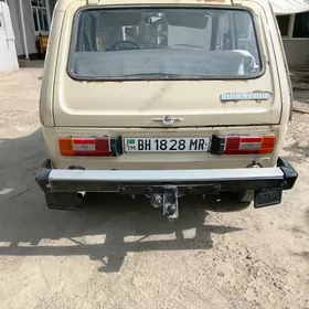 Lada Niva 1988