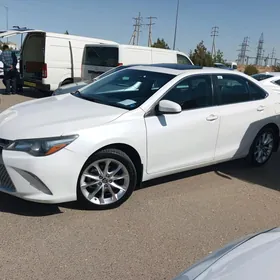 Toyota Camry 2016