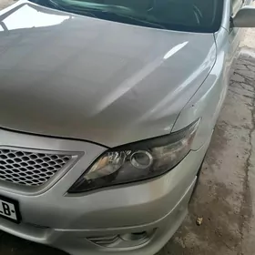 Toyota Camry 2010
