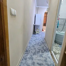 9MKR 1KOM EYESI GYSAGLY