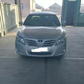 Toyota Camry 2010