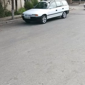 Opel Astra 1992