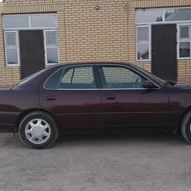 Toyota Camry 1992