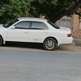 Toyota Camry 1994
