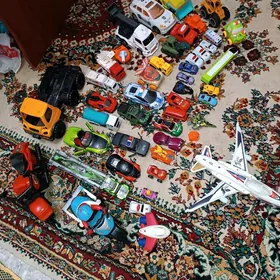 Игрушки