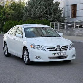 Toyota Camry 2010