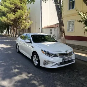 Kia Optima 2020
