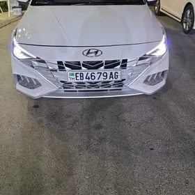 Hyundai Elantra 2020