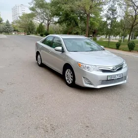 Toyota Camry 2013