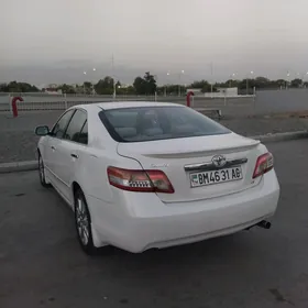 Toyota Camry 2010