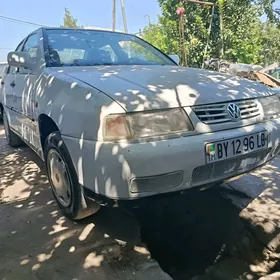 Volkswagen Polo 1999