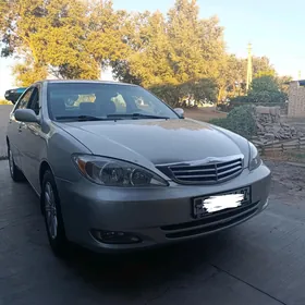 Toyota Camry 2004