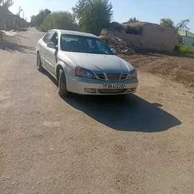 Daewoo Magnus 2001