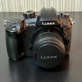 Kamera Lumix GH5