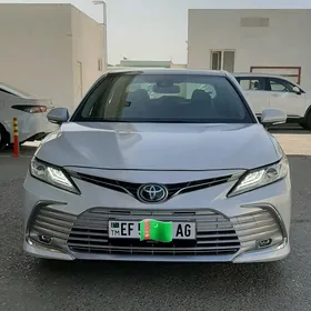 Toyota Camry 2022
