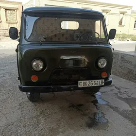 UAZ 452 1985