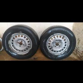 TEKER  215/65/15