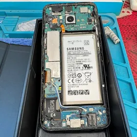 Samsung S8