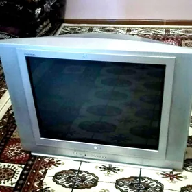 Telewizor LG 3 sany