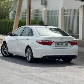 Toyota Camry 2016