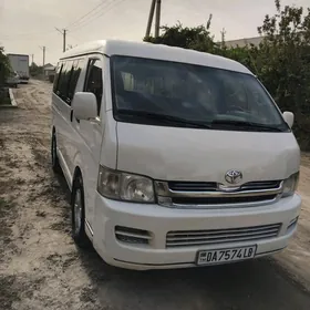 Toyota Hiace 2008