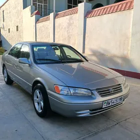Toyota Camry 1999