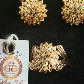 gyzyl kamplekt