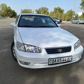 Toyota Camry 2000