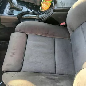 BMW E39 2001