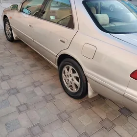 Toyota Camry 1999