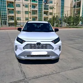 Toyota RAV4 2021