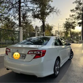 Toyota Camry 2012