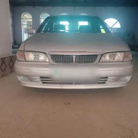 Nissan Sunny 1999