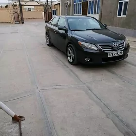 Toyota Camry 2011