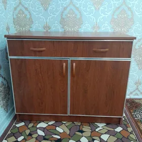 şkaf