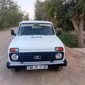 Lada Niva 2005