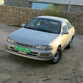 Toyota Carina 1993