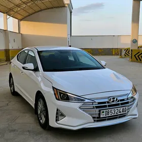 Hyundai Elantra 2020