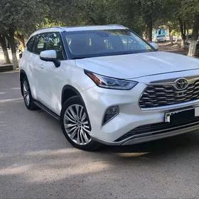Toyota Highlander 2023