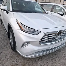Toyota Highlander 2020