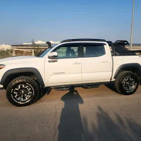 Toyota Tacoma 2021