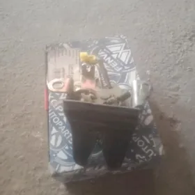 Corona bagaž zamok