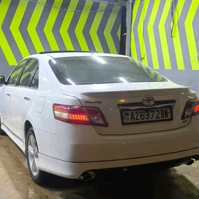 Toyota Camry 2011