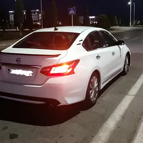 Nissan Altima 2017