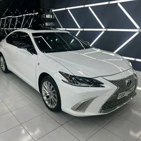 Lexus ES 350 2022